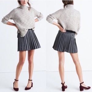 Madewell Dark Metallic Pleated Mini Skirt, Size 6